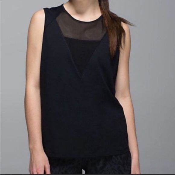 Lululemon Mesh V tank - Picture 1 of 5